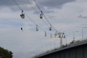 Koelner Seilbahn Gondel blieb haengen Koeln Linksrheinisch P617